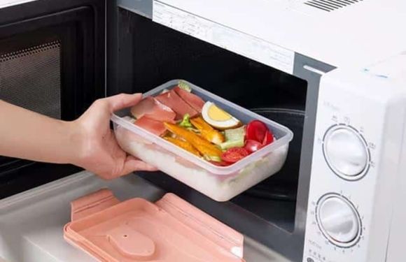 Những Thực Phẩm Không Nên Cho Vào Lò Vi Sóng Để Đảm Bảo An Toàn